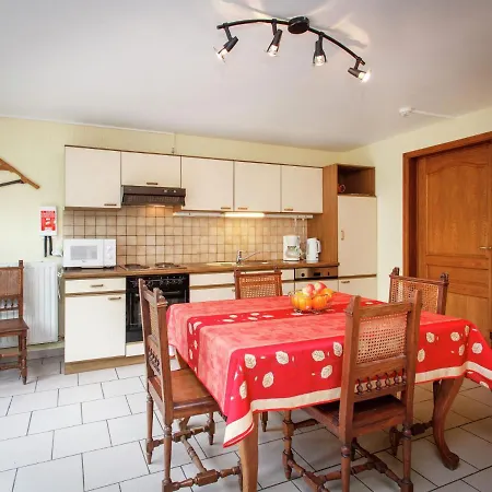 Lavish Farmhouse In Ambly With Forest View Casa vacanze *