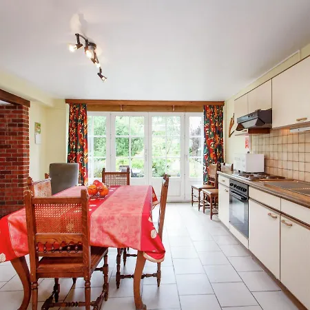 Lavish Farmhouse In Ambly With Forest View Casa vacanze Nassogne